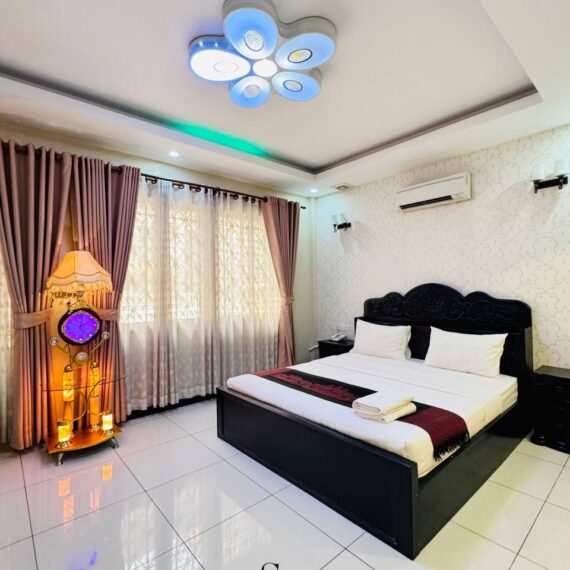 Vip Room